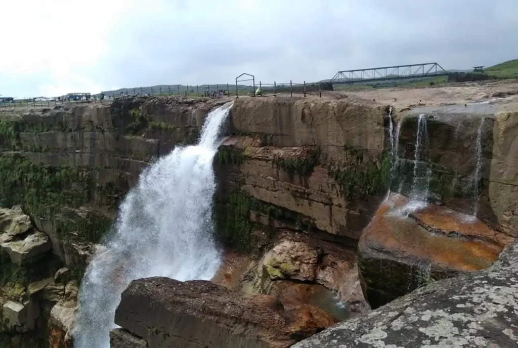 Dainthlen Falls