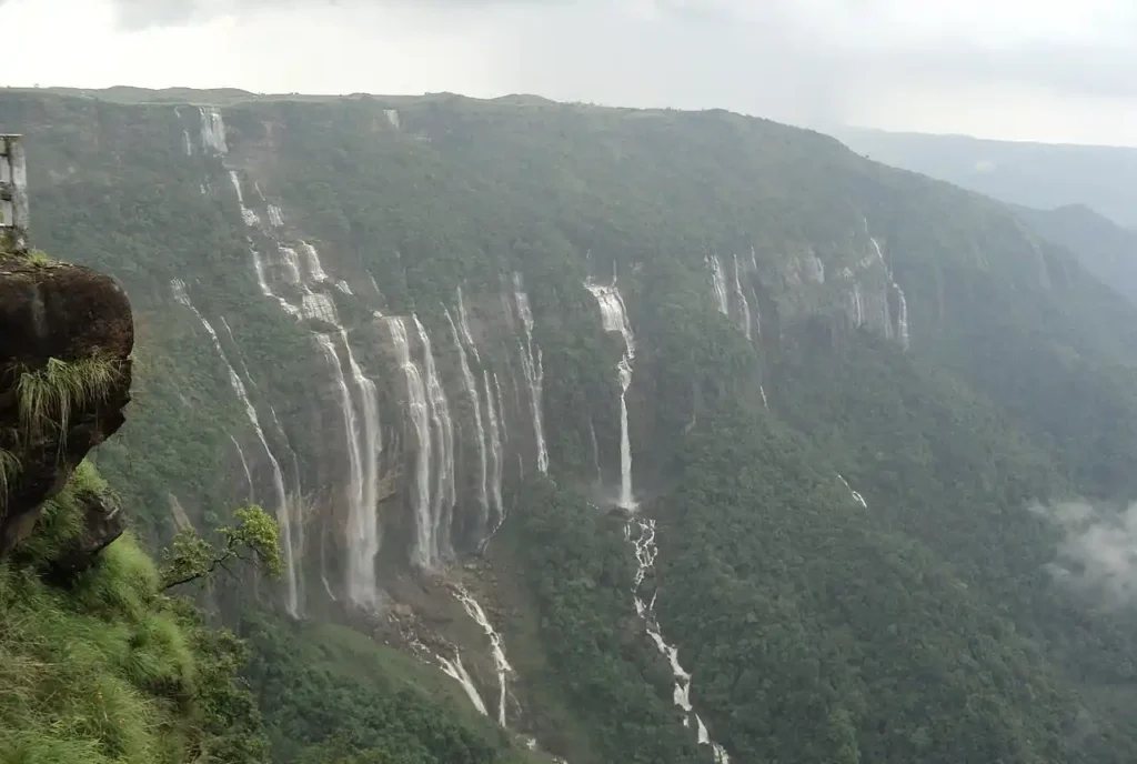 Seven Sisters Waterfalls