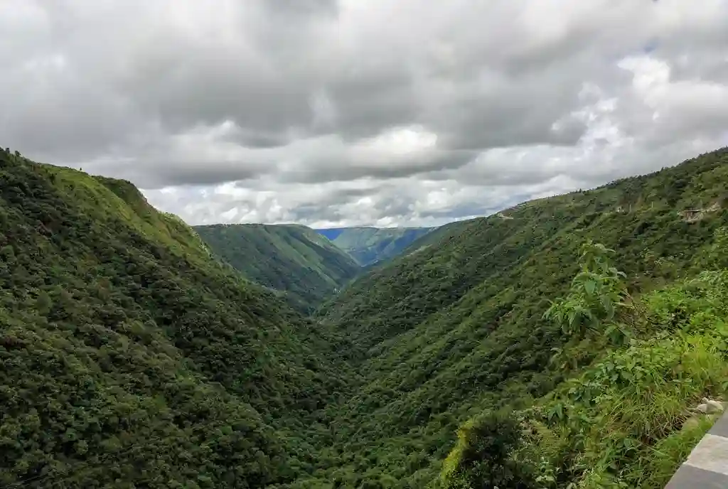 Soar Across Mawkdok Dympep Valley on a Zip Line